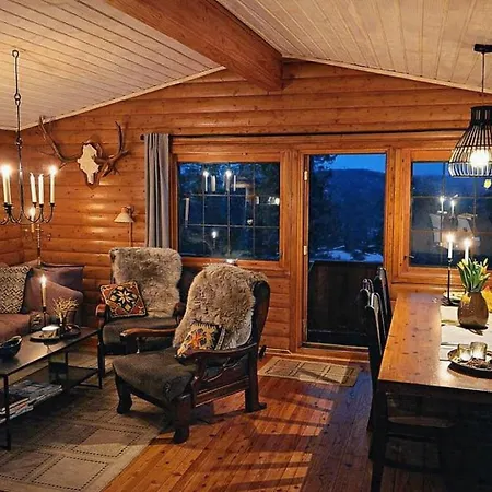 Secluded Forest Cabin With Panoramic Views - Hiking And Nature Feriehus Mjåvatn