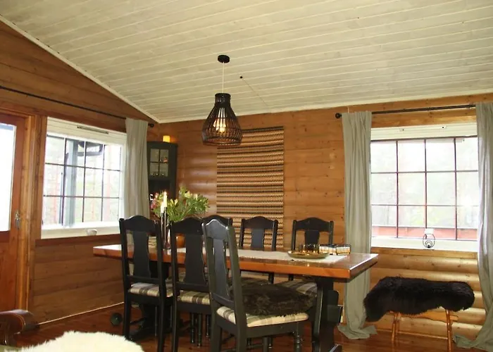 Secluded Forest Cabin With Panoramic Views - Hiking And Nature Feriehus Mjåvatn